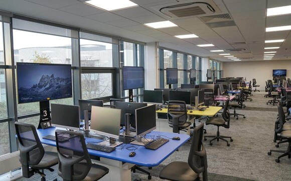 Multi-functional active learning collaboration room, University of Dundee, Dalhousie Building