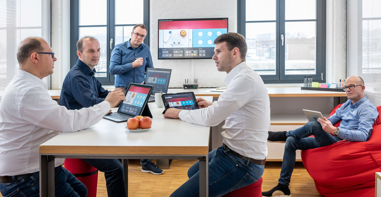 Wireless collaboration in the meeting room.